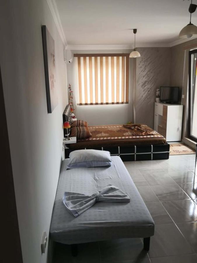 Studio Emi Pomorie Bagian luar foto